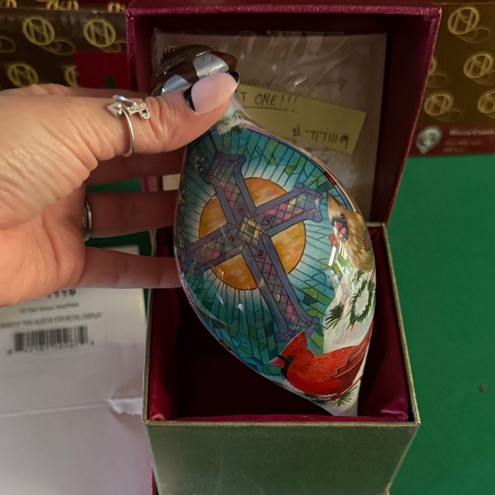 Neqwa Holiday Ornament - Cross and Cardinal Design
